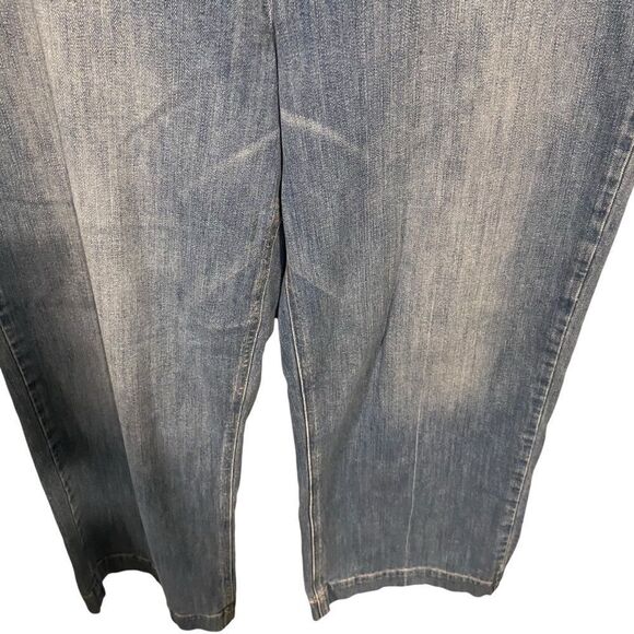 Paige Nellie Wide-Leg Jeans in Size 32 - Picture 8 of 13